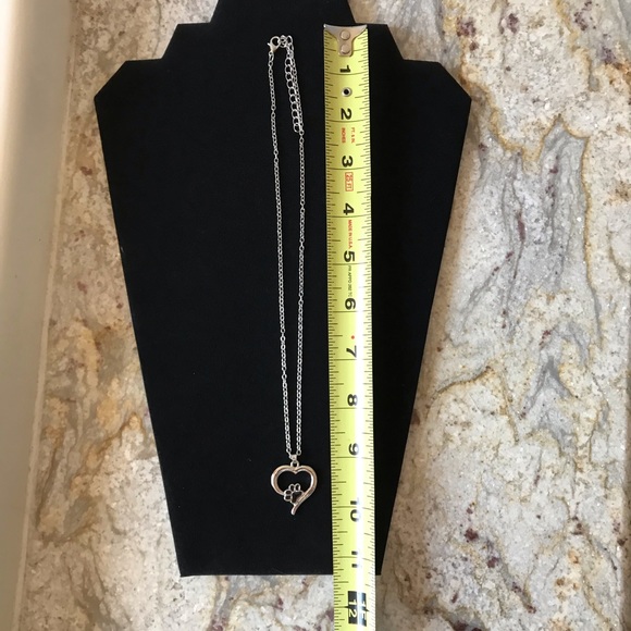 ❤️ Pet Lover Necklace Silver Tone Heart Paw Print - Picture 4 of 7